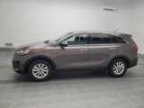 Used 2019 Kia Sorento LX image 2