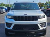 New 2025 Jeep Grand Cherokee Altitude image 4