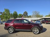 Used 2018 Ford Explorer XLT w/ Equipment Group 202A image 4