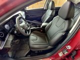 Used 2025 Hyundai Elantra Limited image 2