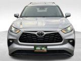 Used 2022 Toyota Highlander XLE image 2
