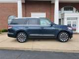 Used 2024 Lincoln Navigator Reserve image 4