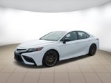 Used 2024 Toyota Camry SE w/ Convenience Package image 3