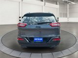 Used 2018 Jeep Cherokee Latitude image 3