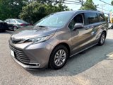 Used 2022 Toyota Sienna XLE image 2