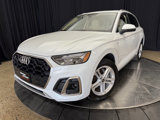 Used 2024 Audi Q5 e Premium w/ Convenience Package image 2