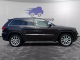 Used 2017 Jeep Grand Cherokee Limited w/ Luxury Group II image 6