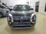 New 2025 Mitsubishi Outlander SE image 2