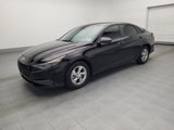 Used 2022 Hyundai Elantra SE image 2