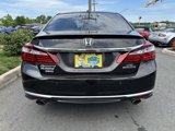 Used 2017 Honda Accord Touring image 3