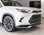 Used 2024 Toyota Grand Highlander AWD Hybrid image 3