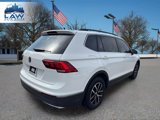 Used 2021 Volkswagen Tiguan SE w/ Panoramic Sunroof Package image 6