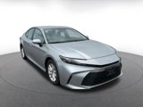 Used 2025 Toyota Camry LE image 3