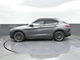 Used 2022 Alfa Romeo Stelvio Sprint image 2