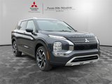 New 2025 Mitsubishi Outlander SEL image 3