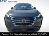 Used 2024 Nissan Rogue SV image 2
