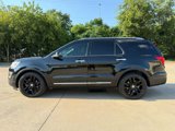 Used 2017 Ford Explorer Limited image 3
