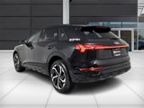 Used 2024 Audi Q8 e-tron Prestige image 5