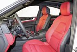 Used 2025 Porsche Cayenne Coupe image 5