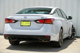 Used 2024 Nissan Altima 2.5 SR w/ SR Premium Package image 3