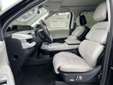 New 2025 Lincoln Navigator Reserve image 3