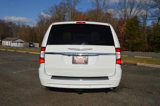 Used 2016 Chrysler Town & Country Touring-L image 6