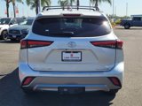 Used 2022 Toyota Highlander Platinum image 5