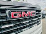 Used 2024 GMC Sierra 2500 AT4 image 2