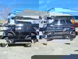 Used 2024 Volkswagen Atlas SE image 2