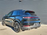 Certified 2025 Porsche Cayenne image 3