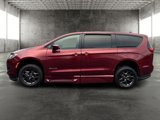Used 2020 Chrysler Pacifica Touring w/ S Appearance Package image 2