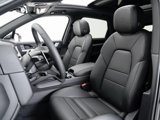 Certified 2024 Porsche Cayenne image 5