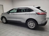 Used 2023 Ford Edge SEL image 3