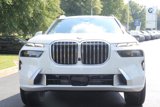 Used 2025 BMW X7 xDrive40i w/ Premium Package image 3