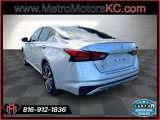 Used 2020 Nissan Altima 2.5 Platinum image 3