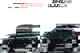 Used 2025 Land Rover Range Rover SE image 2