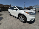 Used 2016 Toyota Highlander Limited Platinum image 3