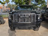 New 2025 GMC Sierra 2500 Denali Ultimate image 3