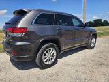 Used 2021 Jeep Grand Cherokee Laredo image 4