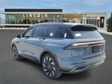 New 2025 Lincoln Nautilus Reserve image 3