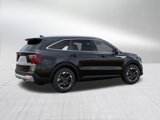 New 2025 Kia Sorento S image 3