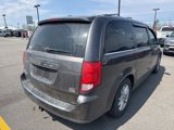 Used 2019 Dodge Grand Caravan SXT image 2