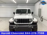 Used 2025 Jeep Gladiator Sport image 2