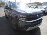 New 2025 Ford Expedition Platinum w/ Driver's Package image 3