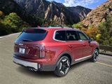 Used 2024 Kia Telluride EX w/ EX Captain's Chair Package image 3