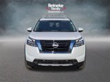 New 2025 Nissan Pathfinder SL w/ SL Premium Package image 2