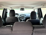 Used 2014 Jeep Cherokee Latitude image 6