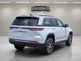 New 2025 Jeep Grand Cherokee Limited w/ Luxury Tech Group II image 5