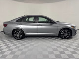 Used 2025 Volkswagen Jetta Sport image 4