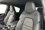 Used 2024 Porsche Cayenne Turbo image 5